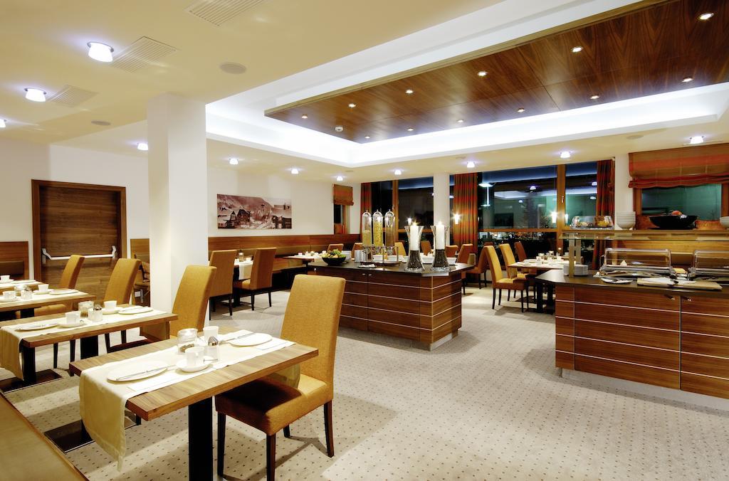 Hotel Rundeck Sankt Anton am Arlberg Restaurace fotografie